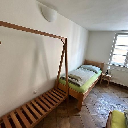 Apartamento Zmrzlinovy Domecek Mikulov Exterior foto